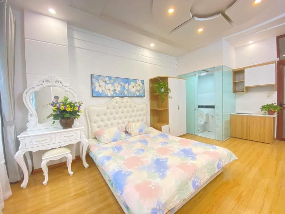 Đất Hoàng Quốc Việt xây CCMN, homestay, VP,, ô tô vào nhà, ngõ thông 100m chỉ 12.5 tỷ