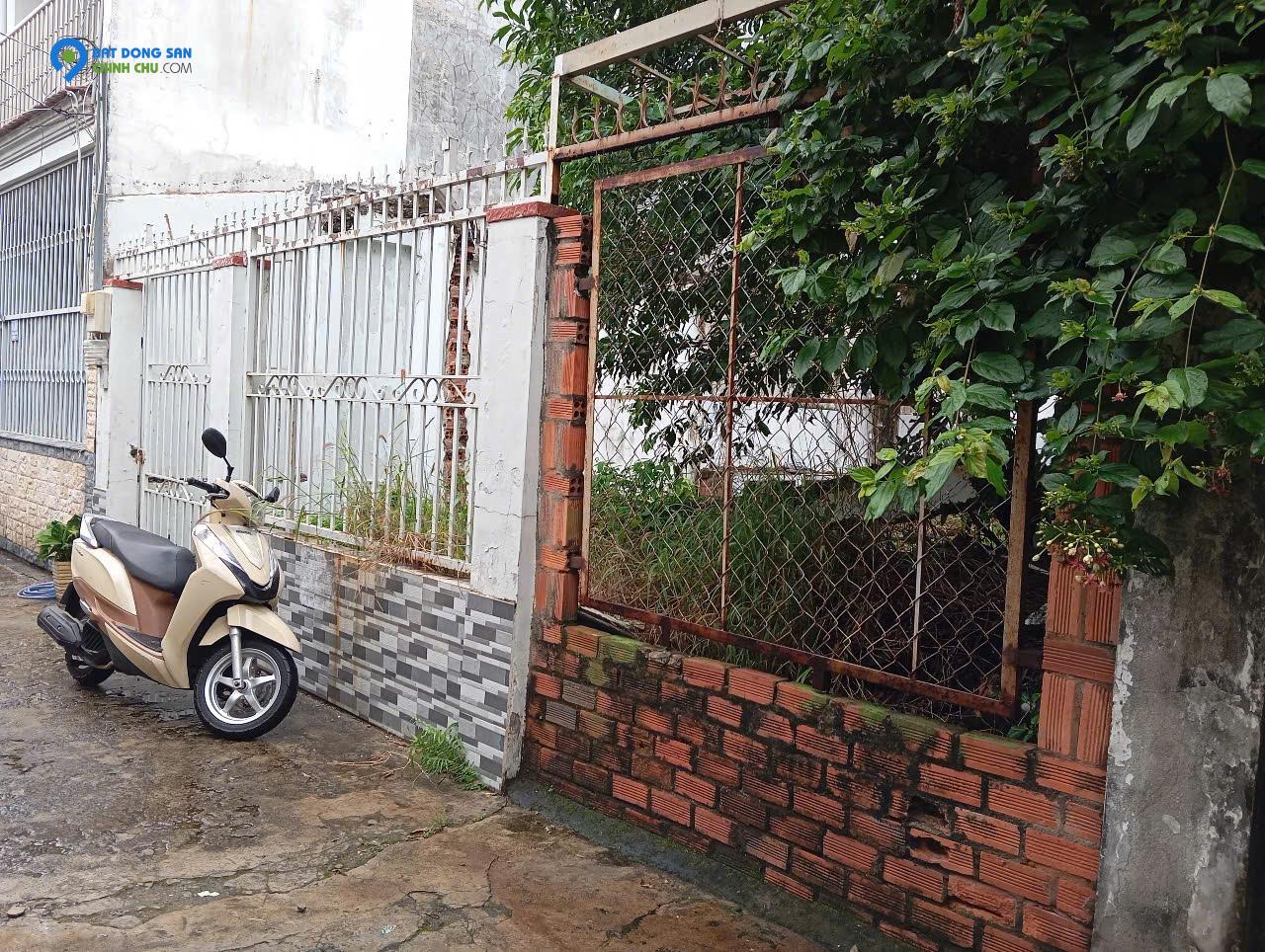 Đất trống 110m² ngang 10m, sát UBND Long Thạnh Mỹ, Q9, 3.8 tỷ
