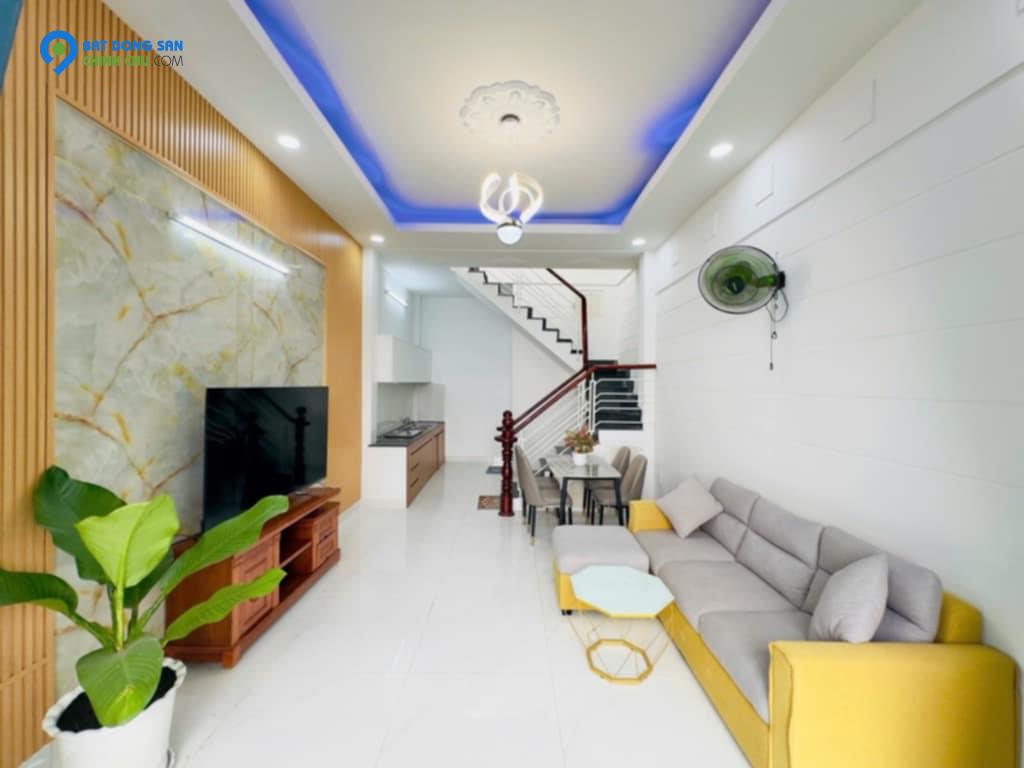 Dịu chuyên bán đẹp hẻm xe hơi giá rẻ Q12