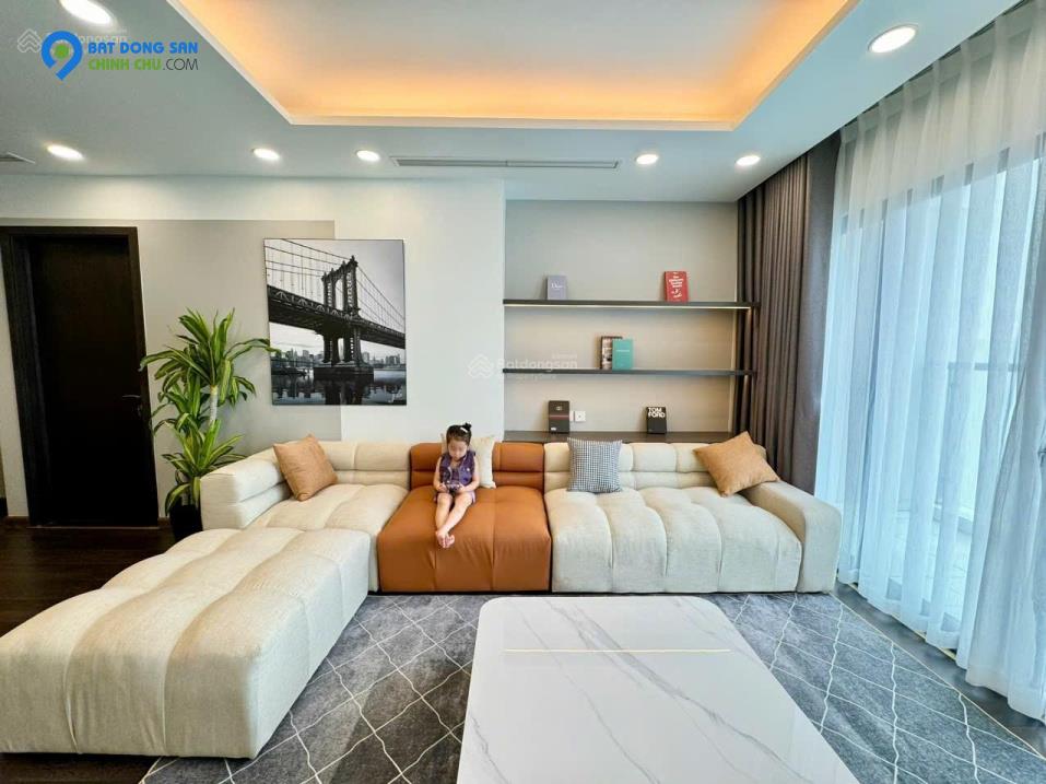 Giảm chào nửa tỷ! Căn 3 ngủ, nhà đẹp, nội thất nhập khẩu, 123 m2, giá tốt, ở ngay