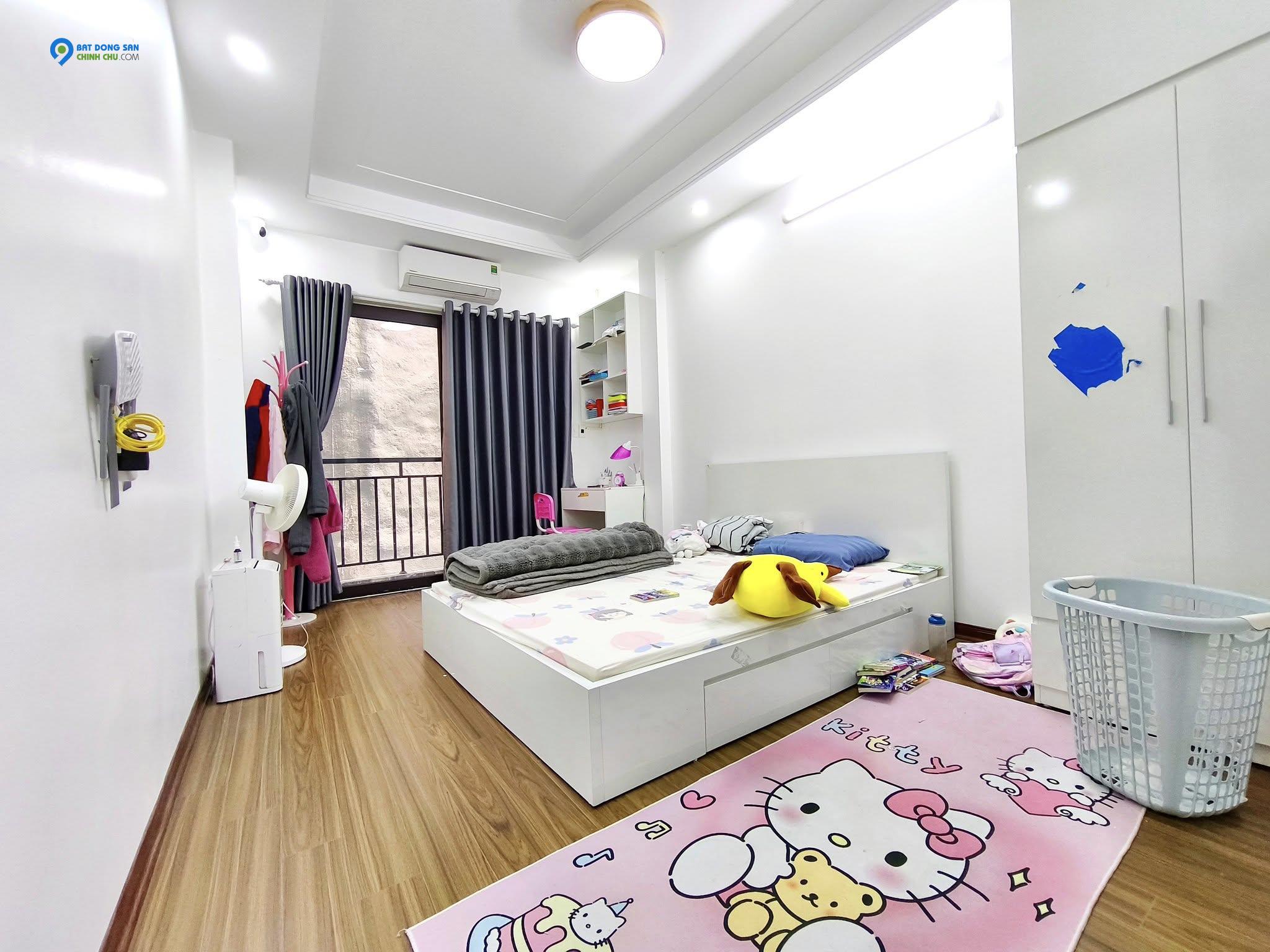 HIẾM! NHÀ 30M² NGÕ 84 TRẦN QUANG DIỆU – SÁT HỒ HOÀNG CẦU – TÀI CHÍNH DƯỚI 6 TỶ!