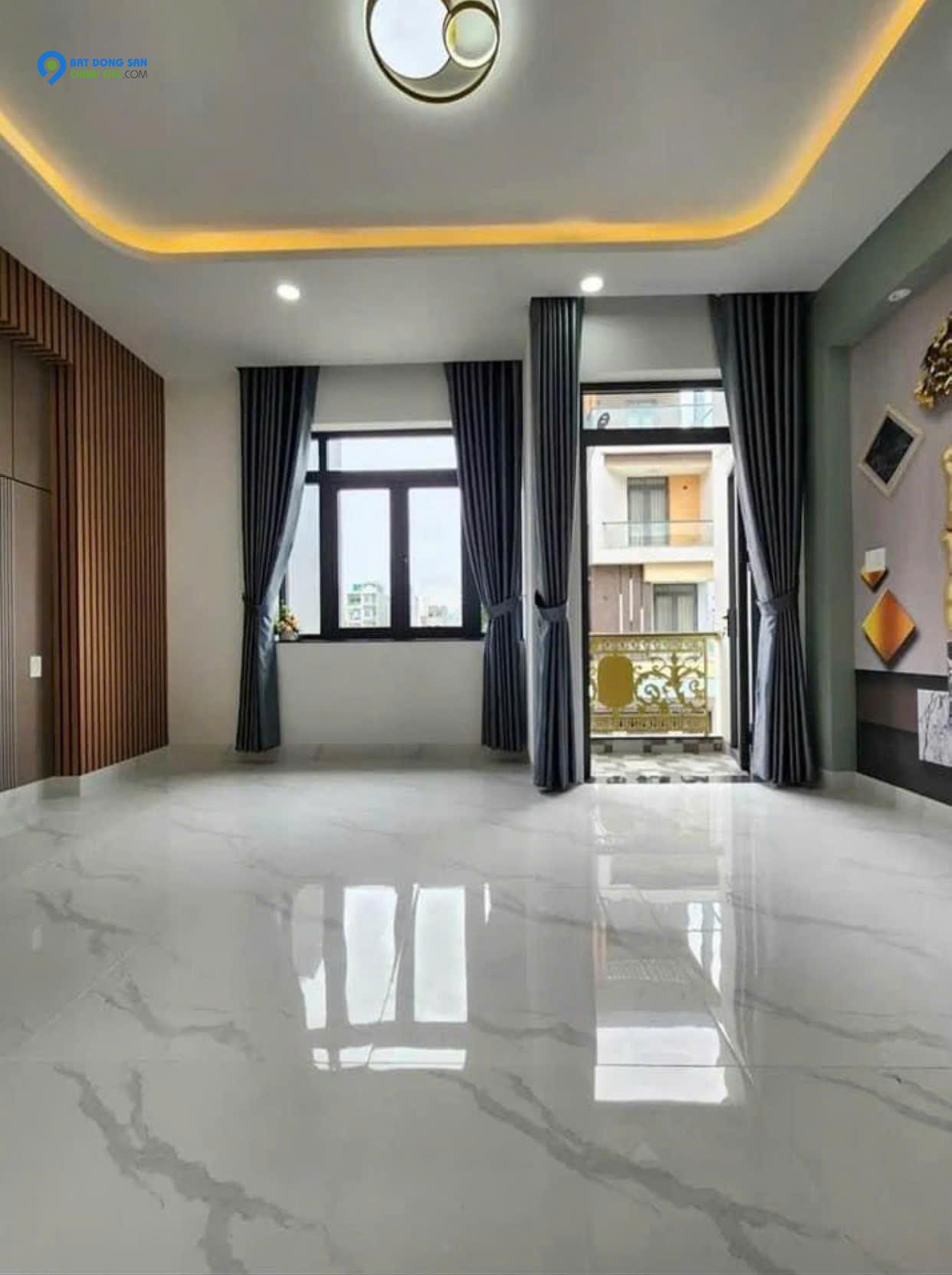 HỘ KHẨU CẦU GIẤY 40m2 - 6,6Tỷ - NGÕ NÔNG - LÔ GÓC - AN SINH CAO.