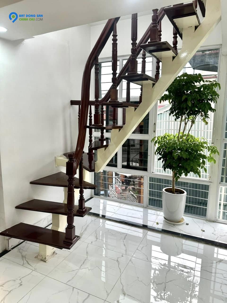 HOT ! BÁN NHÀ TẬP THỂ BÁCH KHOA – GẦN CÁC TRƯỜNG ĐẠI HỌC LỚN, CỰC PHÙ HỢP CHO SINH VIÊN