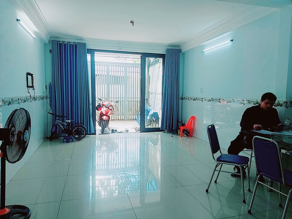 Hẻm ÔTÔ Vào Nhà Trường Chinh Tân Bình,110M2,Ngang 4.5m,3Tầng,Vuông Nhỉnh 7 tỷ.