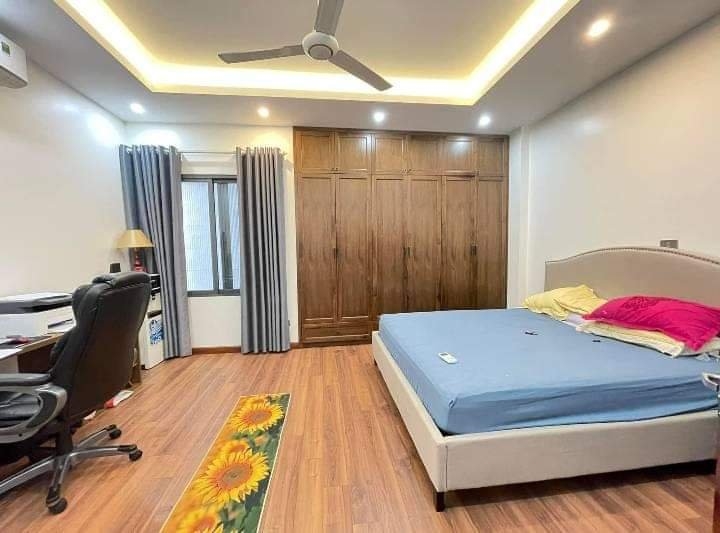 Hồ Tùng Mậu - 40m2-giá hơn 4 tỷ-ngõ ba gác tránh nhau-ô tô gần -tiện ích xung quang không thiếu gì