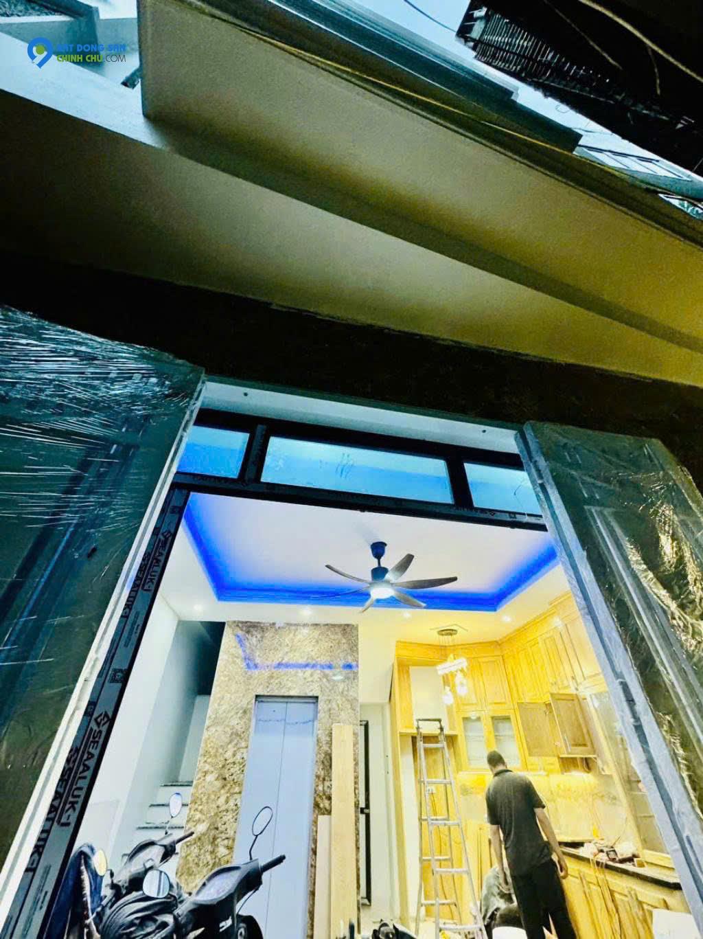 LÔ GÓC - NỞ HẬU ĐÓN LỘC - THANG MÁY - NHÀ ĐẸP Ở NGAY VÀ LUÔN!