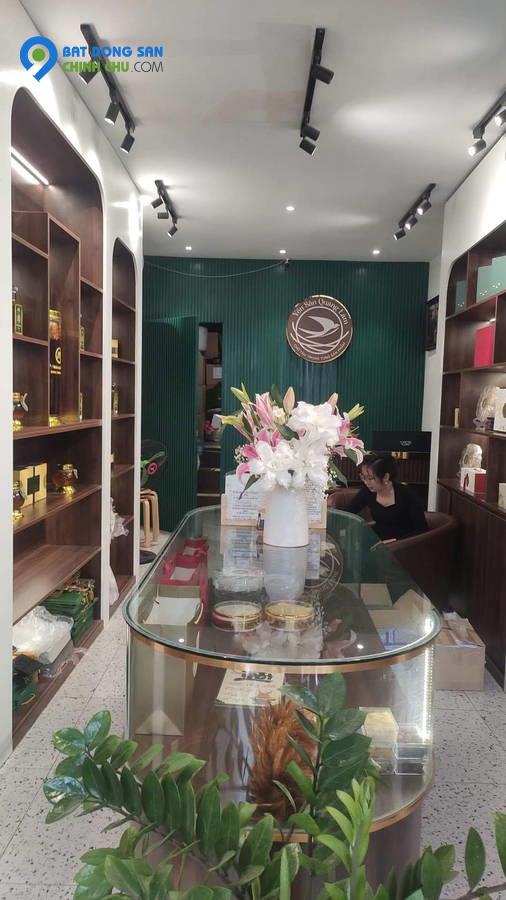 MẶT PHỐ VIP - KINH DANH ĐỈNH Xã Đàn 44m2 X  C4 Mặt tiền 3.2m 28.6 tỷ Đống Đa Hà Nội