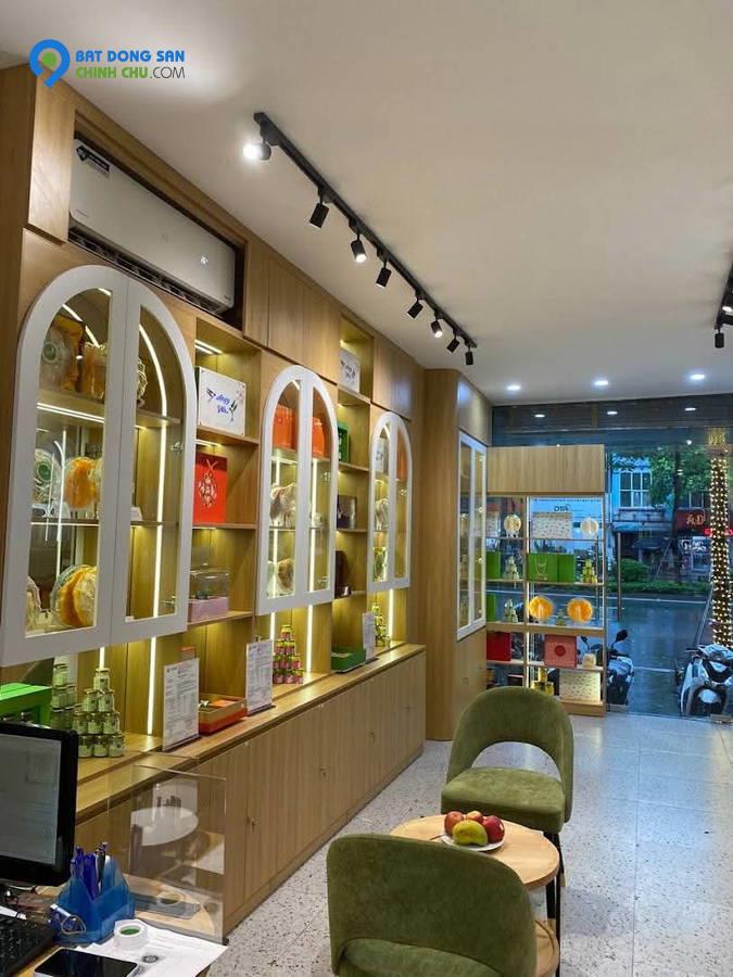 MẶT PHỐ VIP - KINH DANH ĐỈNH Xã Đàn 44m2 X  C4 Mặt tiền 3.2m 28.6 tỷ Đống Đa Hà Nội
