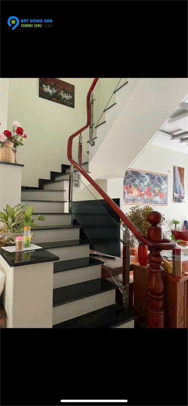 MÌNH CẦN BÁN NHÀ HẺM XE HƠI, NHÀ XÂY 2 TẦNG 100M2 VỪA BỎ QUY HOẠCH TREO