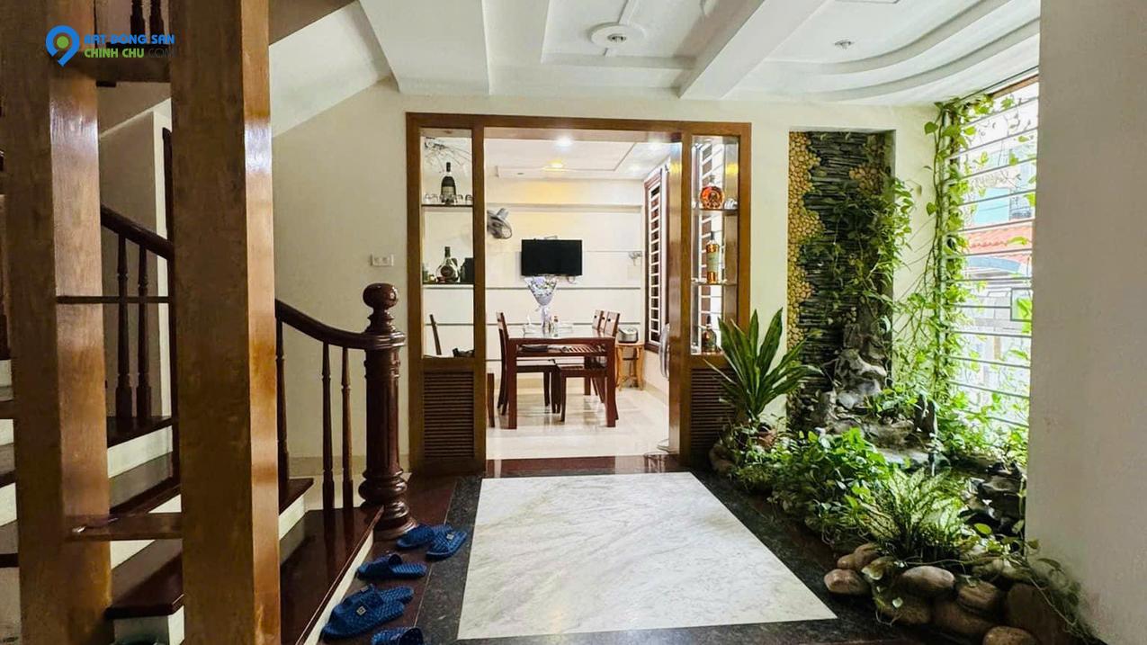 Mặt Phố Lô Góc Hoàng Quốc Việt 3 Thoáng 80m2 hơn 42 tỷ