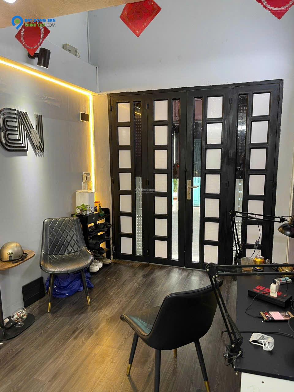 Mặt tiền kinh doanh 2 mặt Ngang4 x5 tấm Trung tâm Q4 - 7 tỷ
