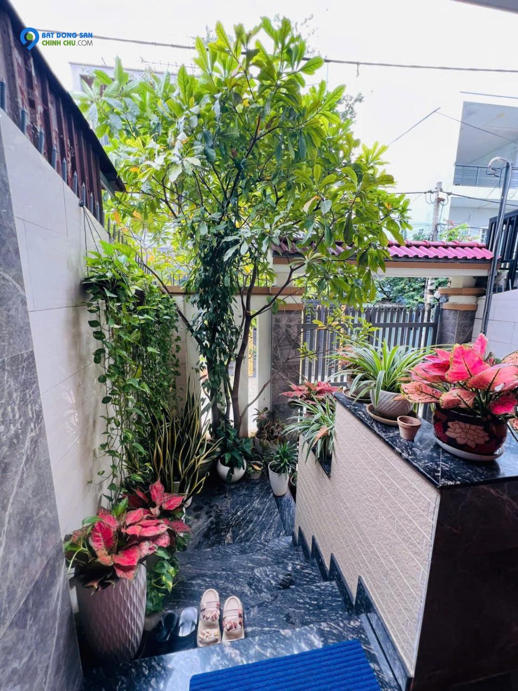 NHÀ 2 MẶT TIỀN HXT TRÁNH - NGANG CHUẨN - 1 HẦM 4 TẦNG - THANG MÁY .