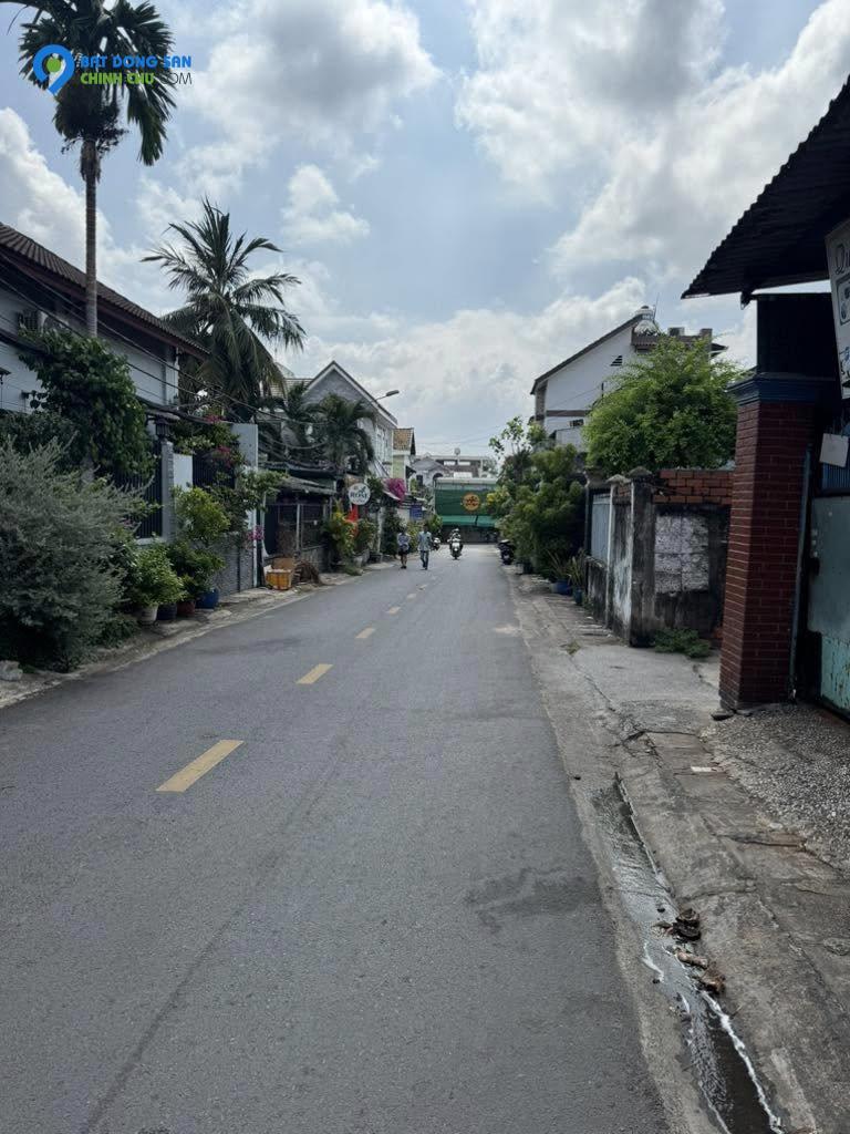 NHÀ 2 TẦNG 3PN - ĐƯỜNG 379 TĂNG NHƠN PHÚ A Q9