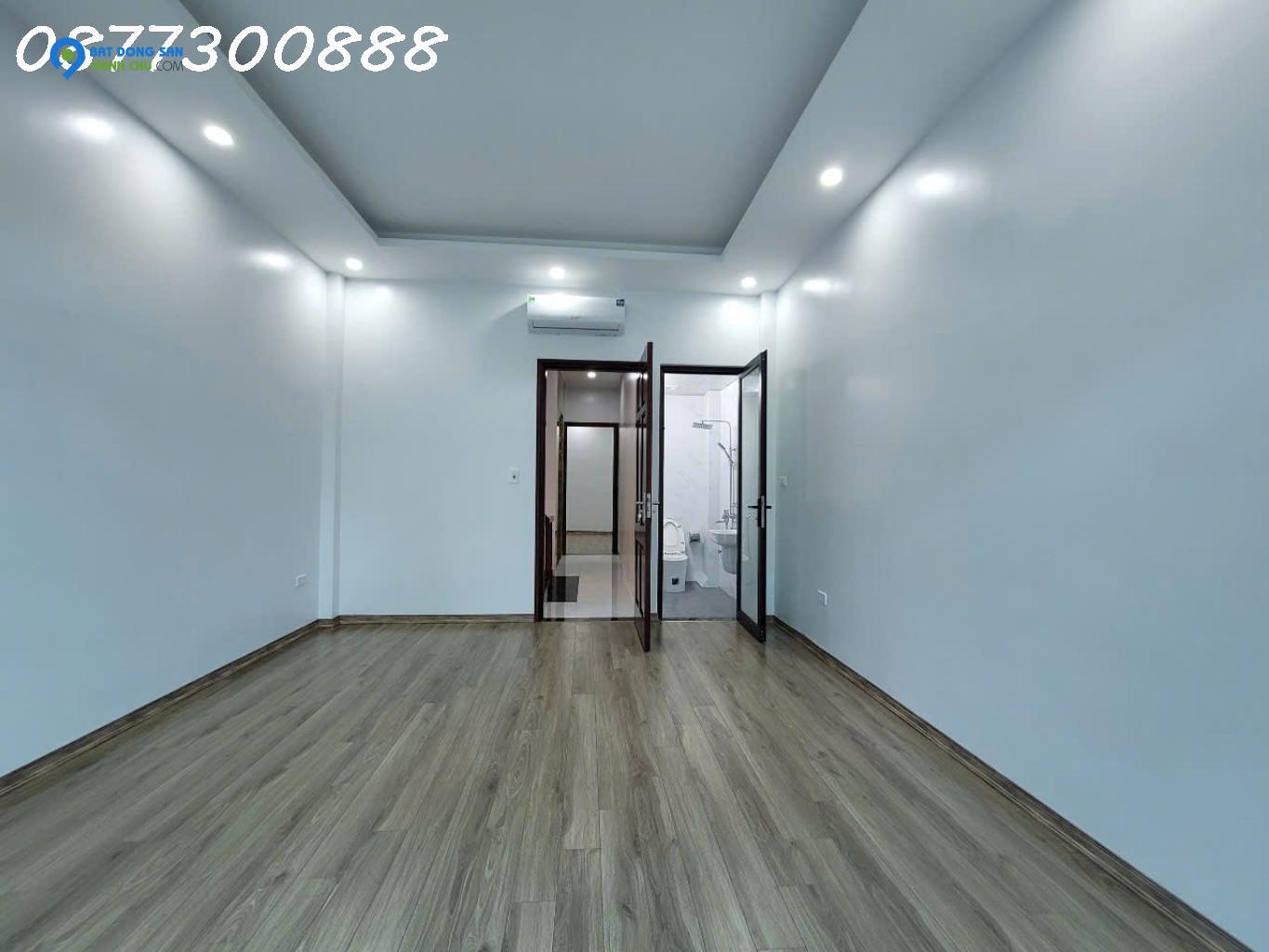 NHÀ LA KHÊ 7 TỶ 45M, NGÕ THÔNG, OTO, THANG MÁY NHẬP KHẨU