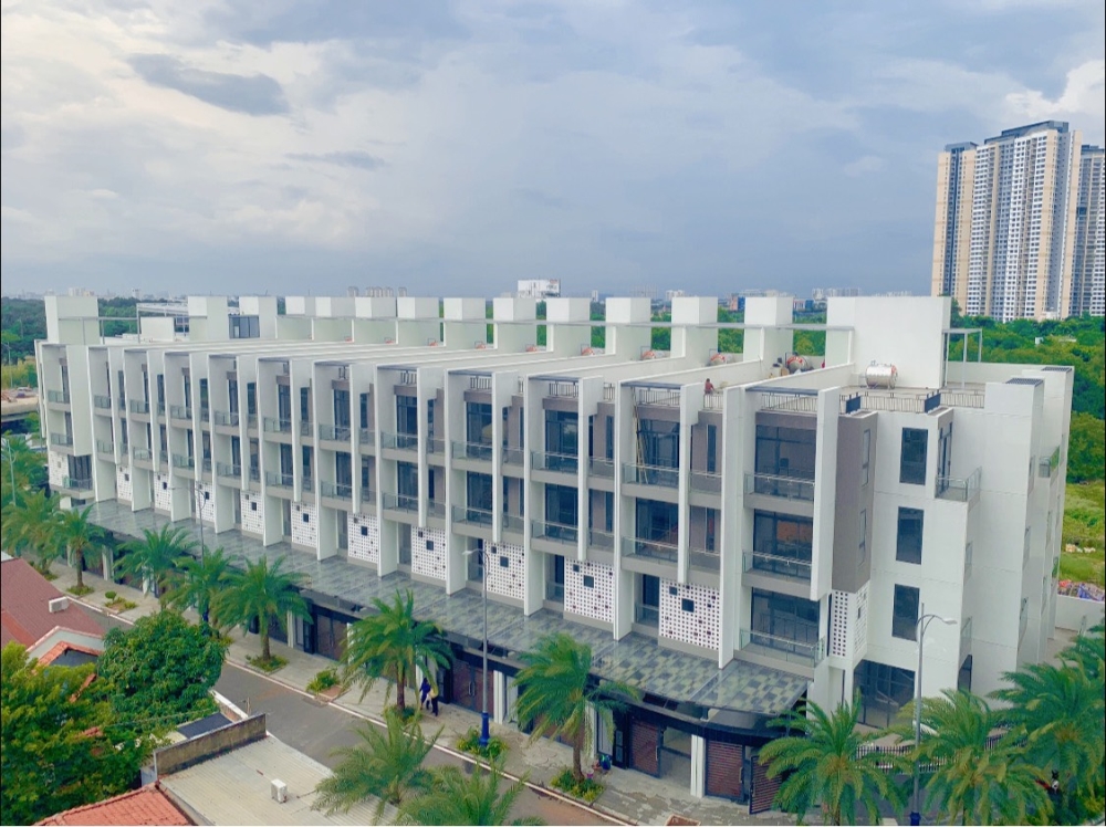 NHÀ PHỐ PRECIA RIVERSIDE, TRUNG T M QUẬN 2, GIÁ CHỈ 24 TỶ