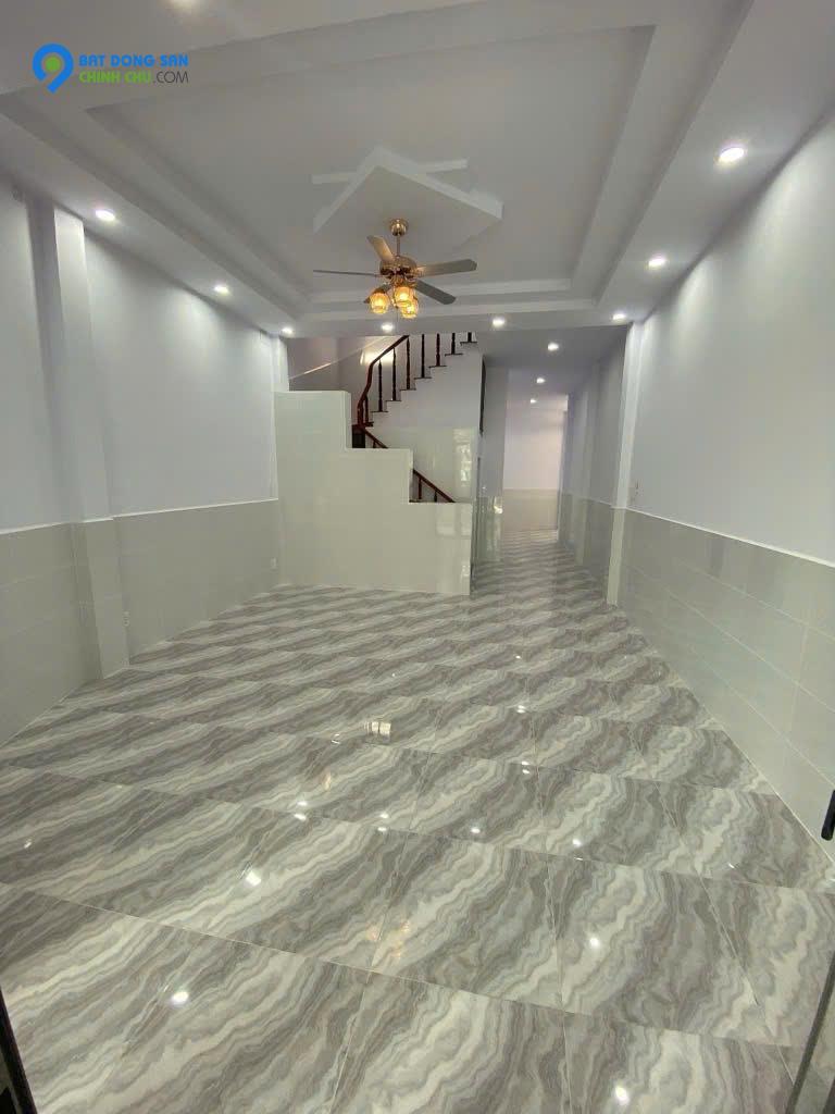 NHÀ SIÊU RẺ - XE HƠI NGỦ TRONG NHÀ - TỈNH LỘ 10 - 3 TẦNG -  112M2 ( 4.5×25M) - NHỈNH 50TR/M2