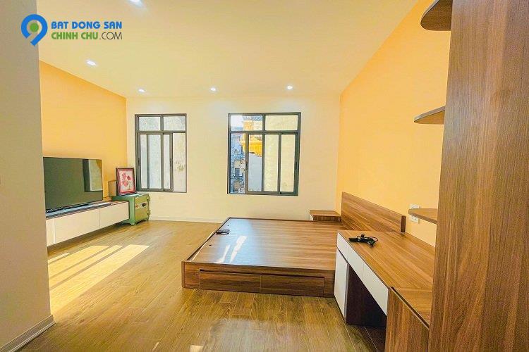 Nhà 6T đẹp full nội thất ở ngay 39m2 6.6 tỷ, đường Láng, Đống Đa. Ngõ thông phố Láng Hạ