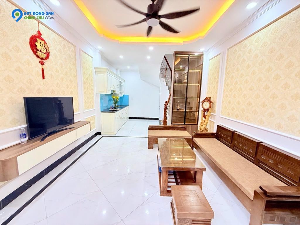 Nhà Cổ Nhuế, dân xây 5 tầng, lô góc, 7 chỗ ngủ trong nhà chỉ 6,9 tỷ