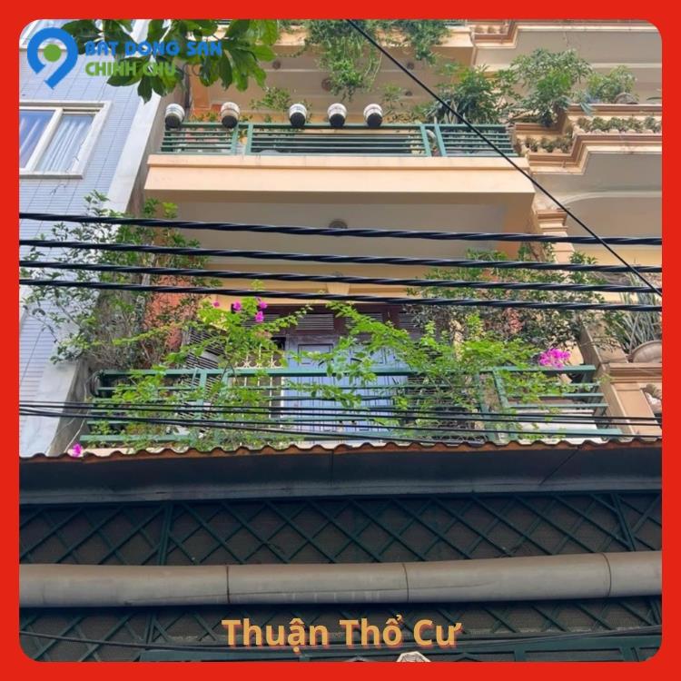 Nhà Đẹp  Phố ĐẶNG THÙY TRÂM, Ô TÔ DT 65m2 x 4 TẦNG x MT4,5 x 18 Tỷ, LH914.496.289