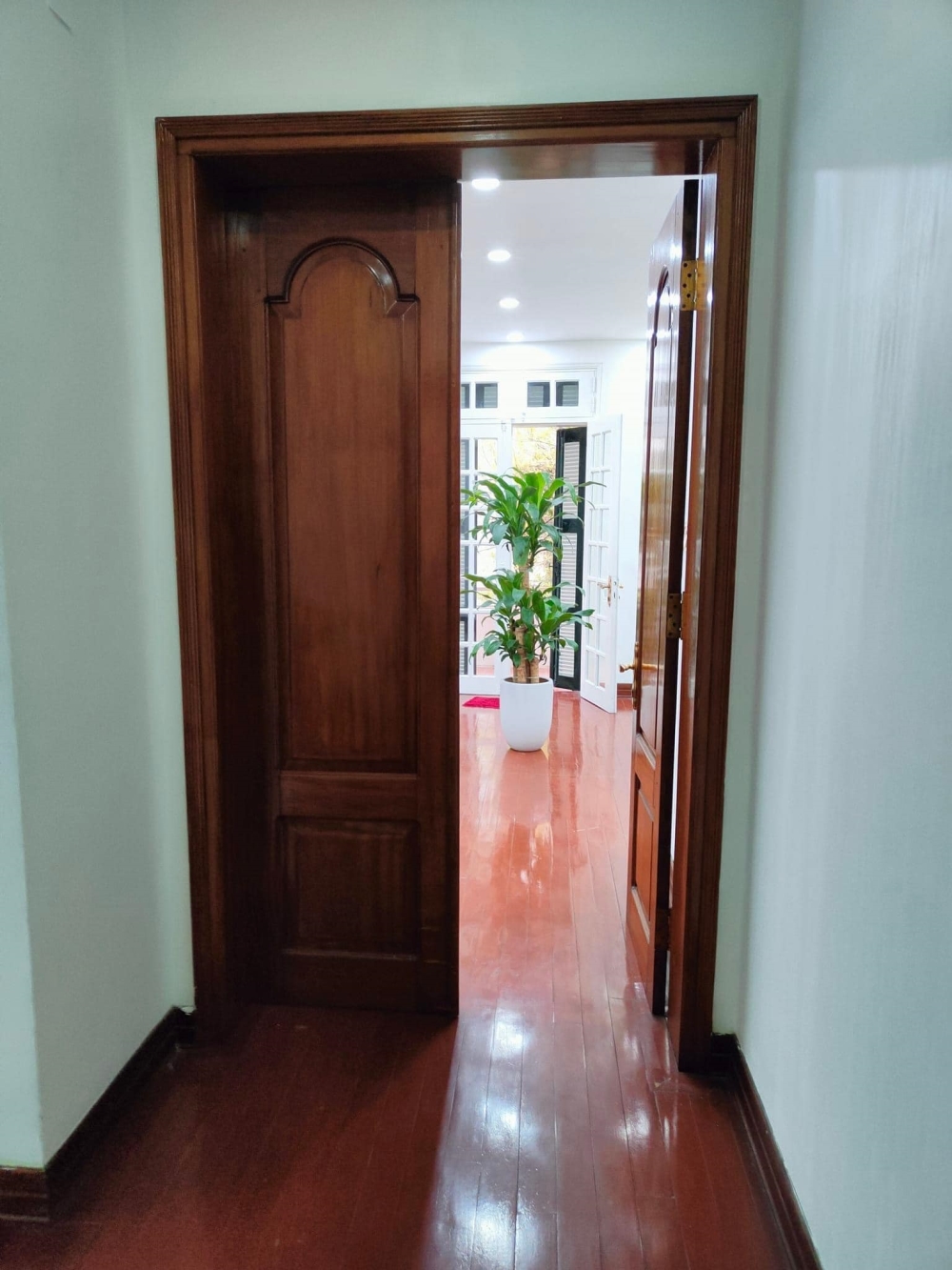 Nhà Ở Hiện Nay Cầu Giấy 185m2  0398 218 398