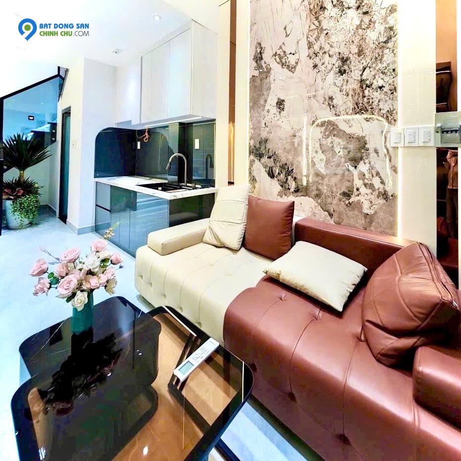 Nhà Quận 3- hẻm xe tải Nguyễn Thiện Thuật- Ngang hơn 3m- 4 tầng Full nội thất: 5 tỷ hơn. 0933910039
