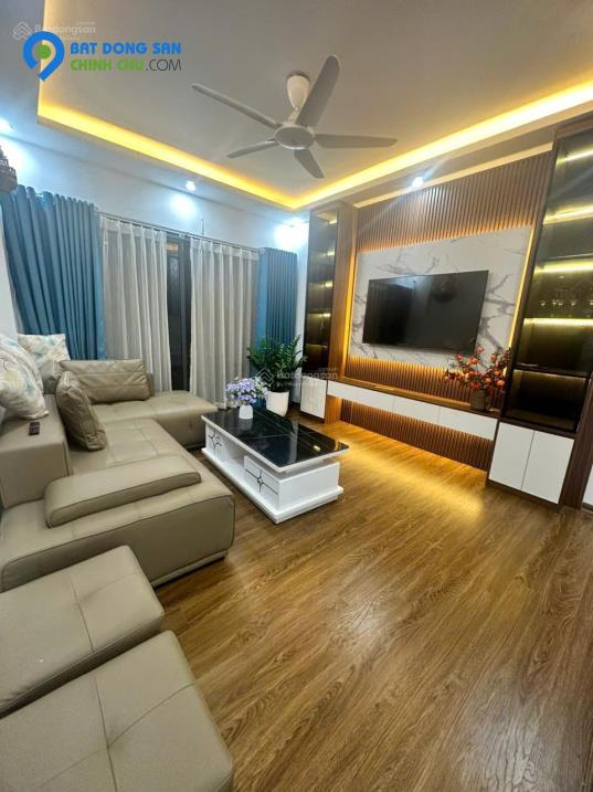 Nhà đẹp An Trai - 5 tầng - Ô tô đỗ, dọn về ở luôn