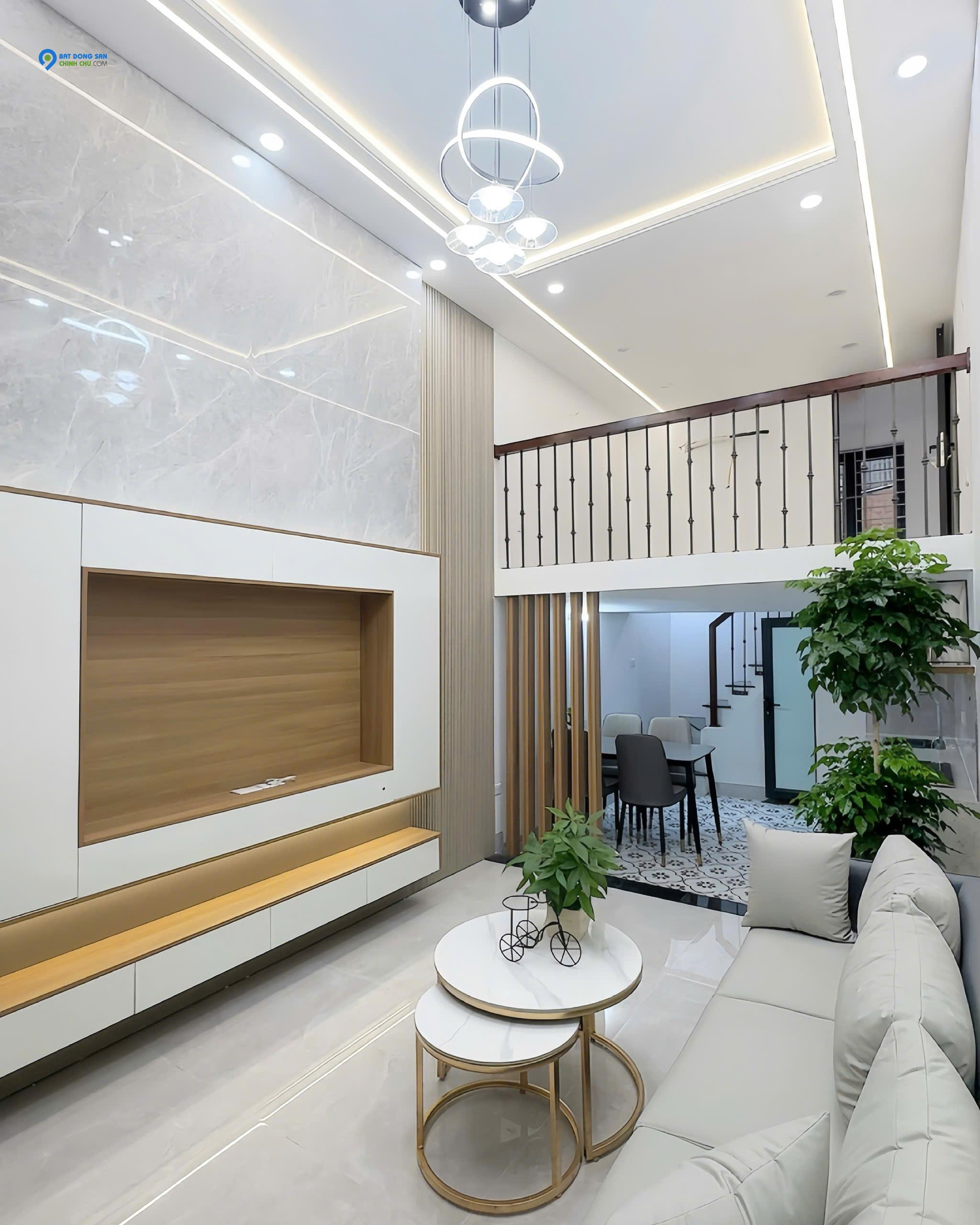 Nhà đẹp hai mặt ngõ Tôn Đức Thắng, 30m2, 6.1 tỷ, nhà xây tâm huyết, thiết kế hiện đại, khu vực trung tâm nhiều tiện tích.