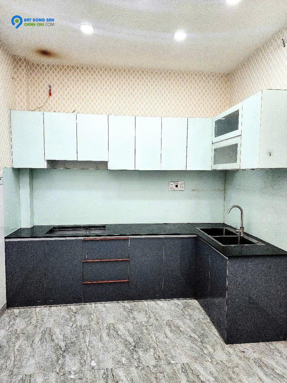 Nhà góc 4 tầng hẻm 312 Âu Dương Lân P3 Q8