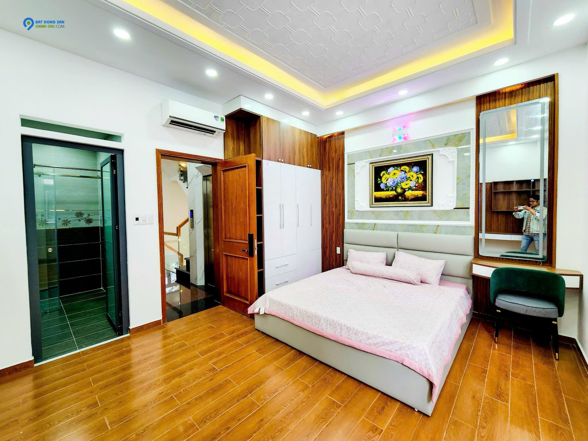 Nhà mặt tiền Huỳnh Tấn Phát, Nhà Bè: 5x16m, 3 tầng, sổ hồng, giá chỉ 9,6 tỷ. Đầu tư sinh lời cao!
