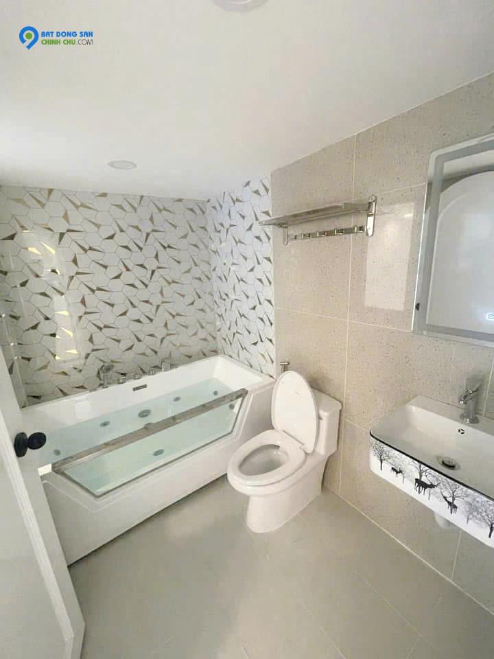 Nhà mới sang trọng làm Hotel Mặt tiền Âu Dương Lân P3Q8