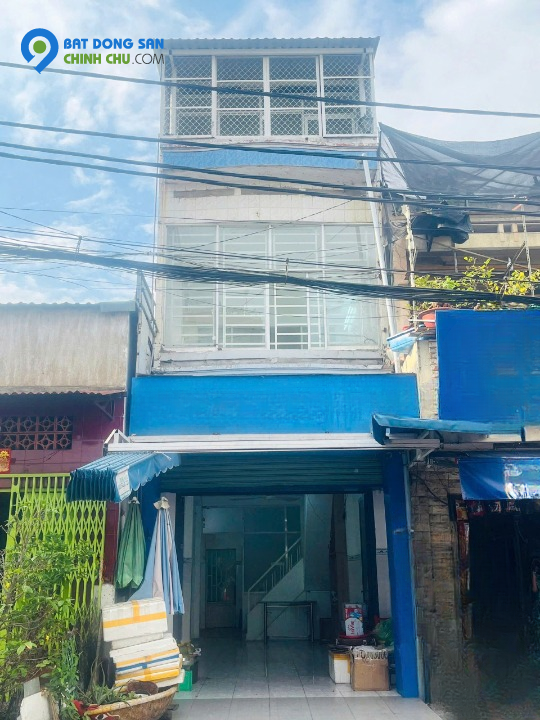 Nhà nở hậu, SHHC Mặt Tiền đường Ba Đình P10Q8