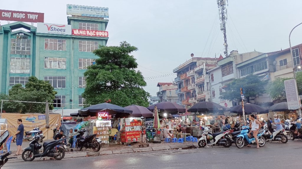 Nhà phố Ngọc Thụy, Long Biên, 46m. 5 tầng full nội thất. Ô tô vào nhà. 5,1 tỷ.