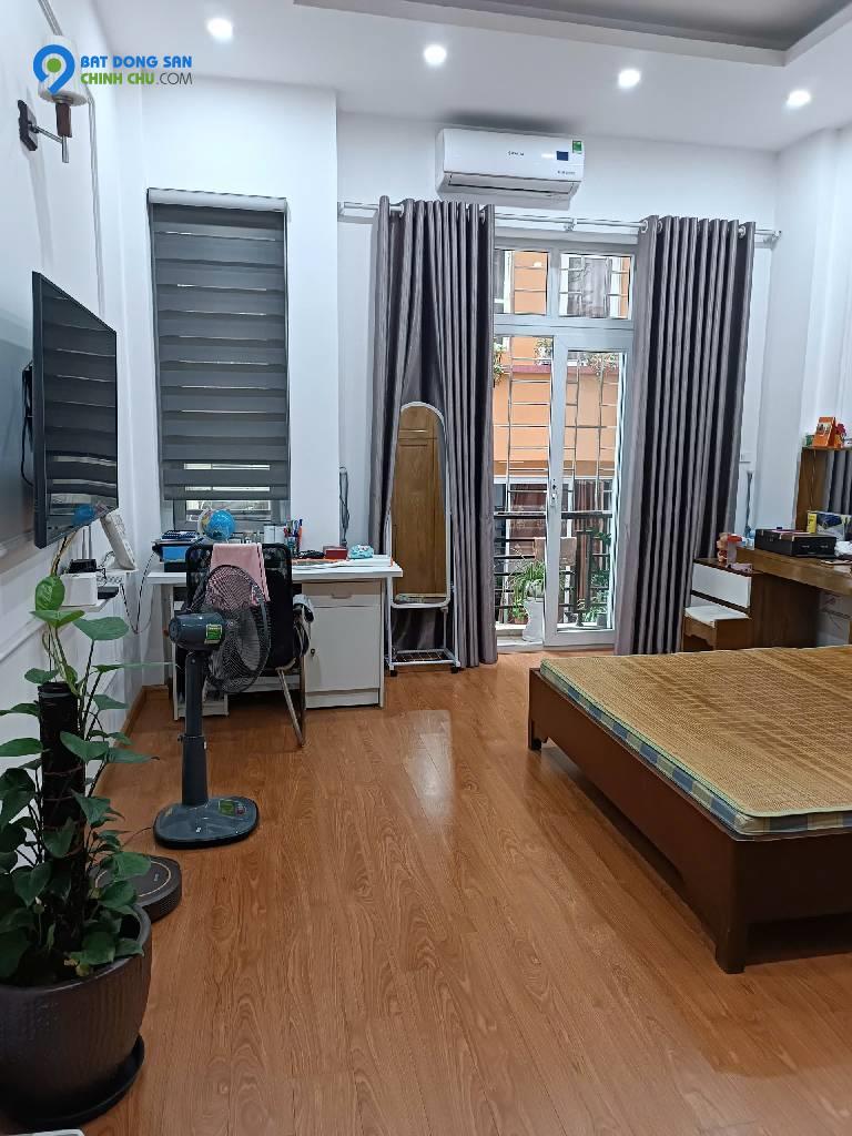Nhà phố Yên Hoà - 2 mặt thoáng - gần chợ, trường học, tiện ích ngập tràn - 5 Tầng 6 Phòng ngủ, DT 80m2 giá nhỉnh 15 tỷ