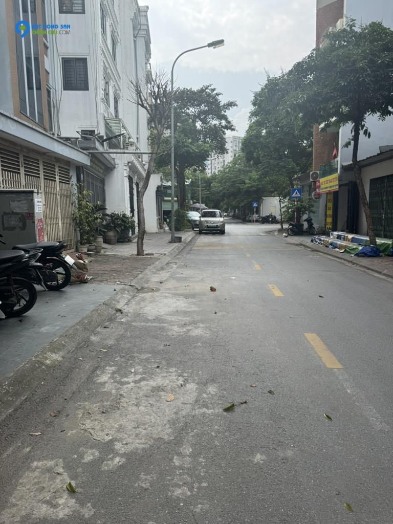 PHÂN LÔ GIANG BIÊN 22 tỷ 100m MẶT TIỀN 5m VỈA HÈ Ô TÔ,CÔNG VIÊN LONG BIÊN HÀ NỘI