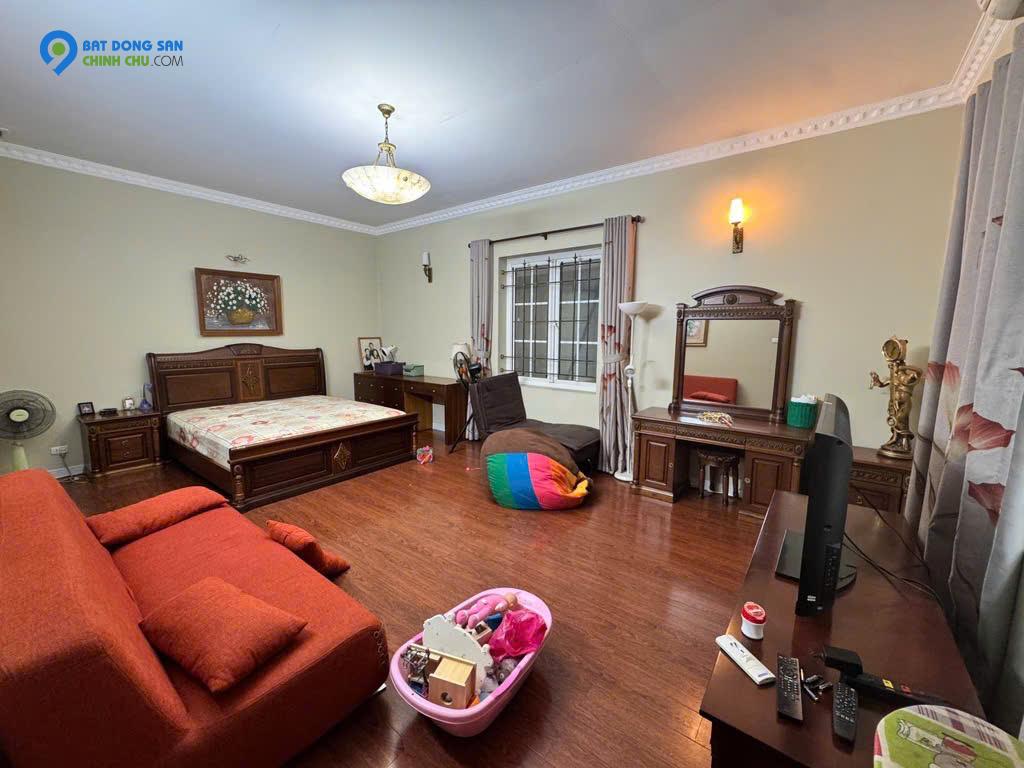 Phân lô quân đội ô tô vào nhà phố Tôn Thất Thiệp, Hoàn Kiếm, 6 tầng thang máy, 65m2, 24 tỷ