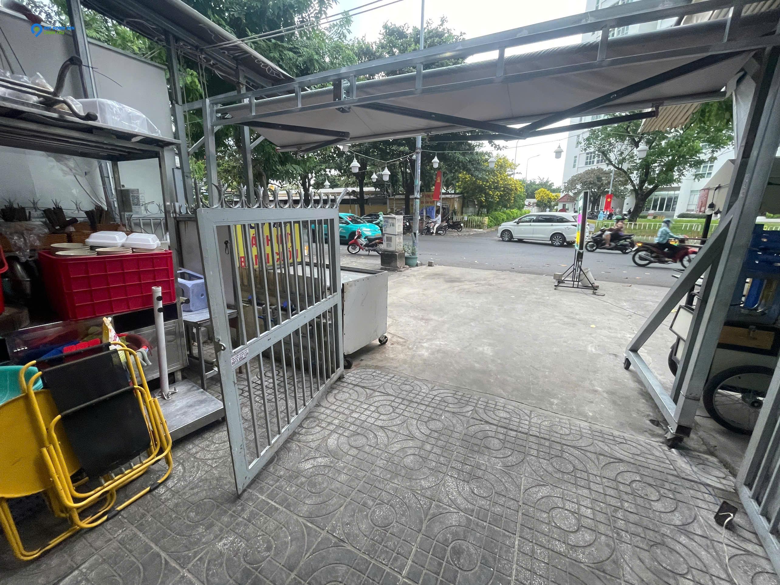 Quận 7 ! CHỐT NHANH , CHO THUÊ MB VỈA HÈ 50 m2 ( 5m x 10m ) BAO ĐẸP , ĐỐI DIỆN CC CAO CẤP HIM LAM, Tel : 0902956655 ( chính chủ )