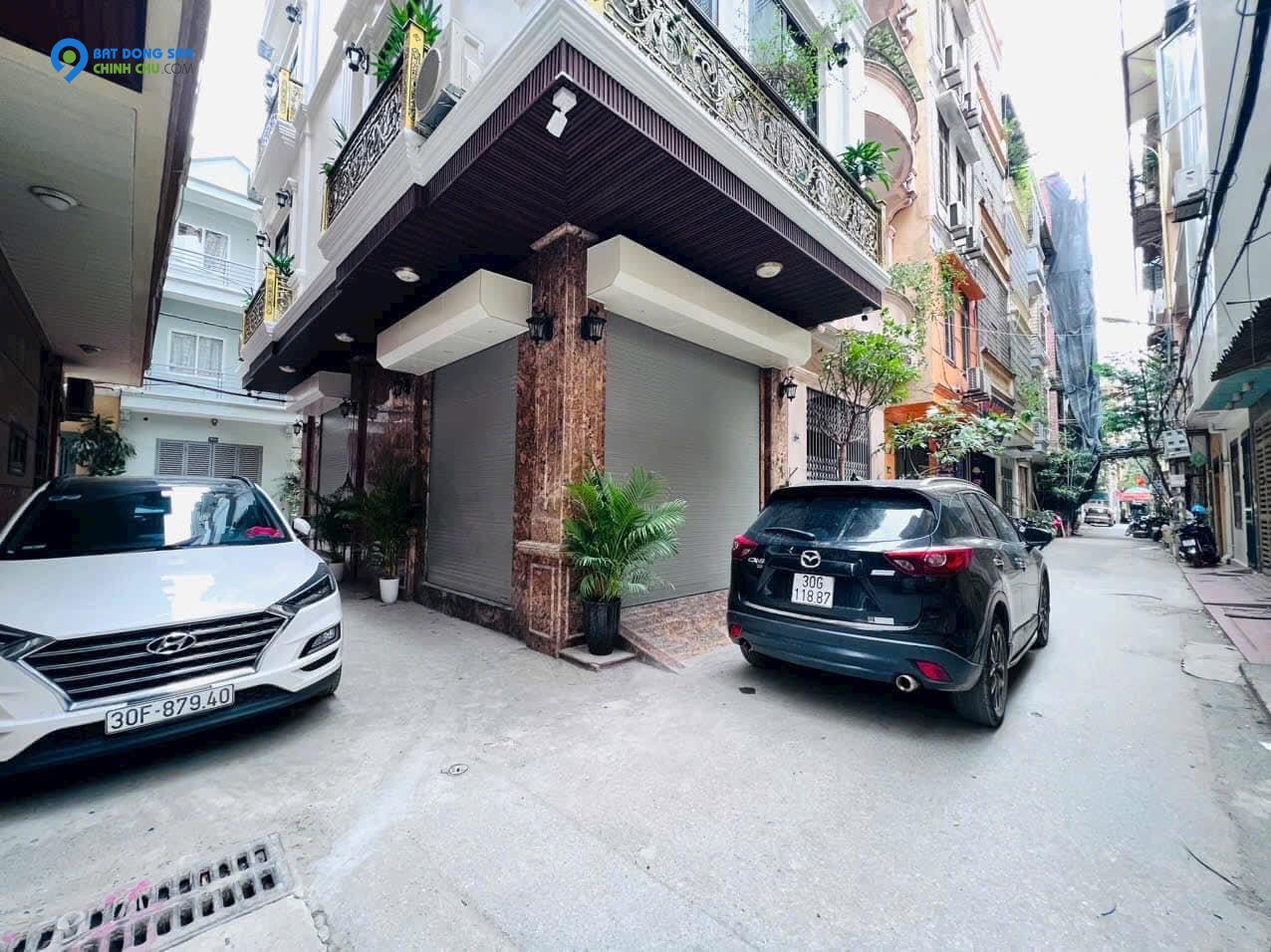 SIÊU PHẨM GIỮA LÒNG THỦ ĐÔ - TRUNG TÂM CẦU GIẤY - LÔ GÓC - 3 MẶT NGÕ - OTO TRÁNH - 72M*7T - THANG MÁY - 2X TỶ