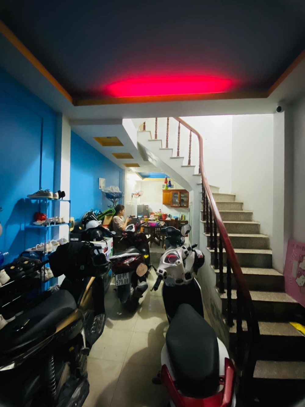SIÊU PHẨM NHÀ ĐẸP MỸ ĐÌNH, Ô TÔ NHỎ QUA CỬA CHỈ HƠN 3 TỶ