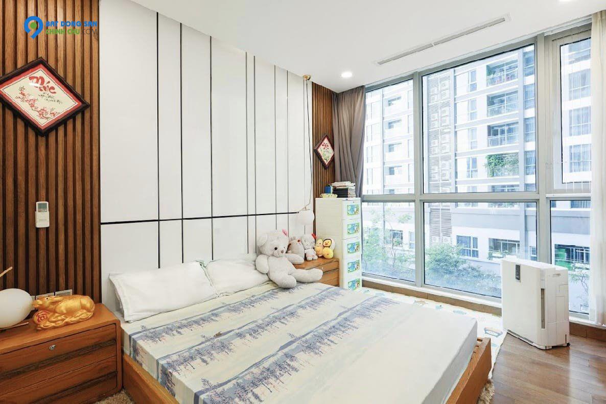 SỞ HỮU CHUNG CƯ VINHOMES CENTRAL PARK - 72M2 - NHÀ ĐẸP LUNG LINH - FULL NỘI THẤT CAO CẤP.