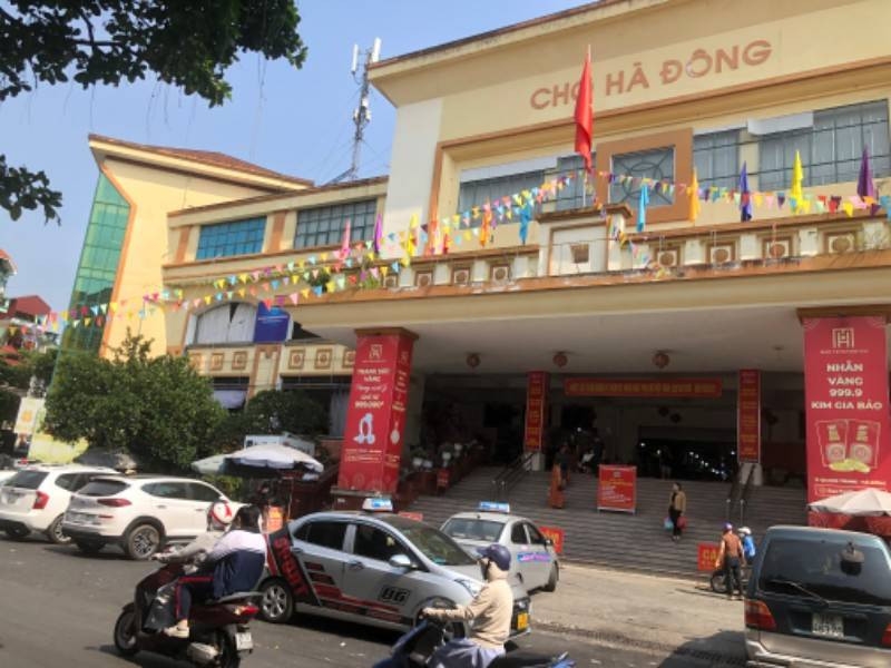 Sang Nhượng Lại Shop Quần Áo Tầng 2 Tại Chợ Hà Đông