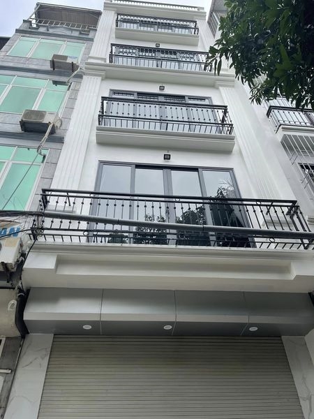 Siêu Hiếm - MẶT PHỐ VIP Giảng VÕ - VỪA Ở VỪA KINH DOANH - GIÁ SIÊU RẺ. 52m chỉ 10.5 tỷ