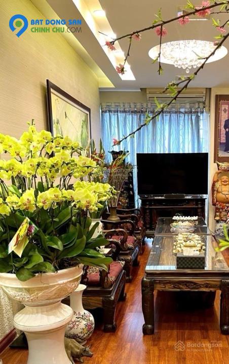 Siêu hời, nhà đẹp Ngô Thì Nhậm, kinh doanh, ô tô, 40m2, 4 tầng dân xây, ở ngay chỉ 11 tỷ