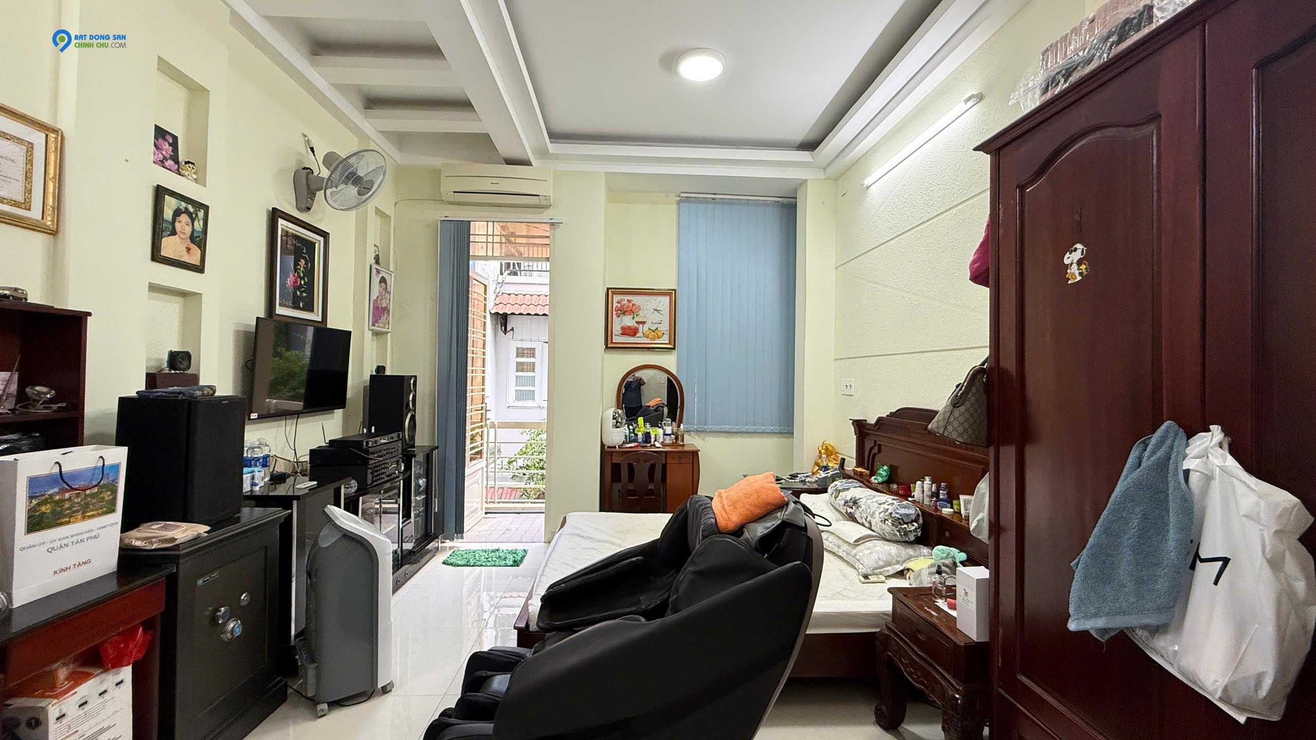 TÂN KỲ TÂN QUÝ  DT: 60M2 ( 4 X 16 ) 4 TẦNG - 4PN - HẺM XE HƠI - SỔ VUÔNG VỨC - HOÀN CÔNG ĐẦY ĐỦ