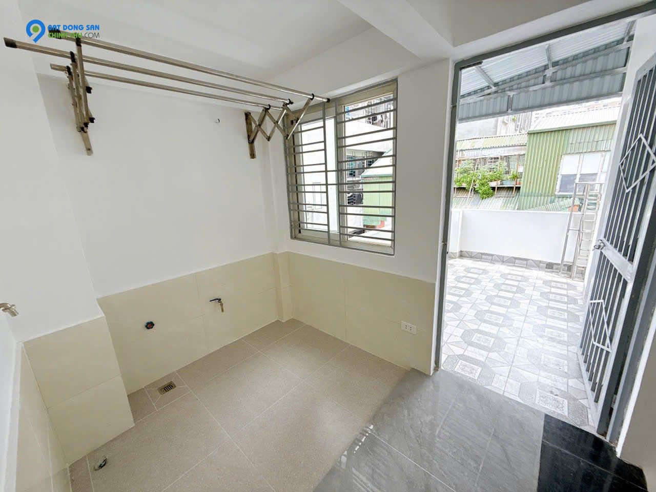 TRUNG TÂM ĐÔNG ĐA-VÀI BƯỚC RA Ô TÔ-NHÀ ĐẸP Ở NGAY-2THOÁNG VĨNH VIỄN-TIỆN ÍCH BẠT NGÀN - 35M - 5TẦNG - GIÁ CHÀO 7,75 TỶ