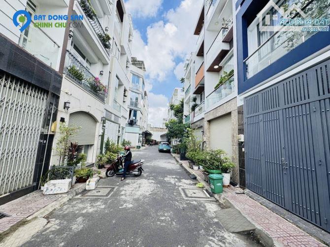 Tô Hiệu - HXH ngủ nhà - 66m2 - 4 tầng- giá 9,3 tỷ