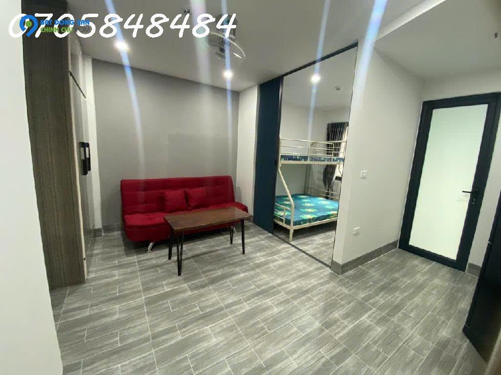 Tòa căn hộ dòng tiền ,thông ngõ 93 Hoàng Văn Thái 7 tầng 81m², mặt tiền 9m, giá chào 20 tỷ ( có thương lượng)