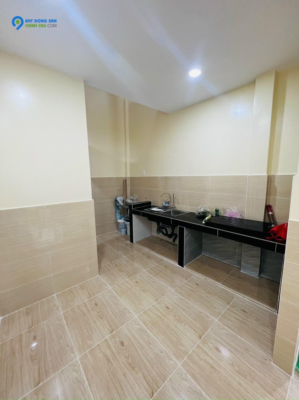 Tôi chính chủ  bán nhà  Mới xây  , 2 tầng, DTCN: 46m2, DTSD: 68m2, Q.Tân Phú . Giá chỉ: 3,19 tỷ