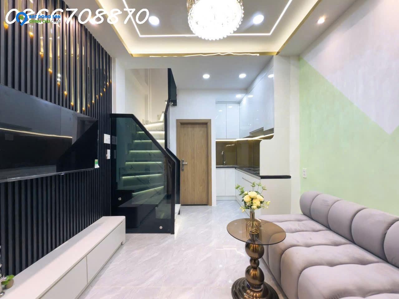 Trần Bình Trọng - Nguyễn Thượng Hiền Q.GV giáp Bình Thạnh