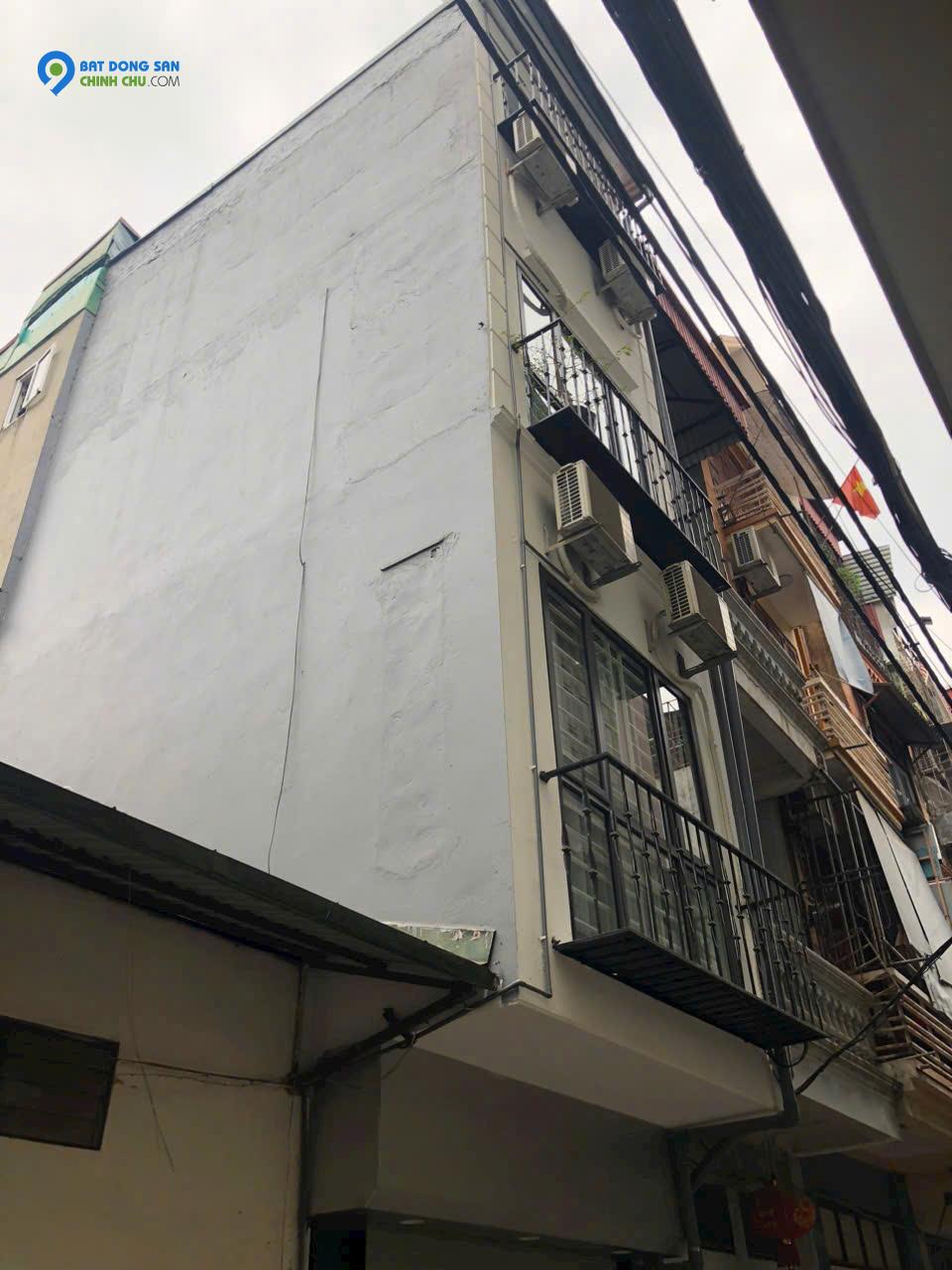 Trung Tâm Quang Trung- Hà Đông 25 mét, 4 tầng, ô tô qua nhà, 3 phòng ngủ khép kín. Sổ đỏ chính chủ, nhà mới đẹp. Giá 3,9 tỷ