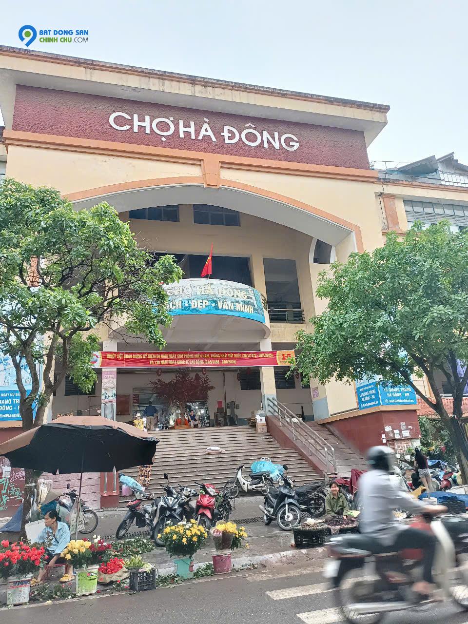 VÍP Lô góc Bà Triệu,Hà Đông,Dt 35m,4 tầng, giá 6 tỷ. Gần Ôtô, kinh doanh